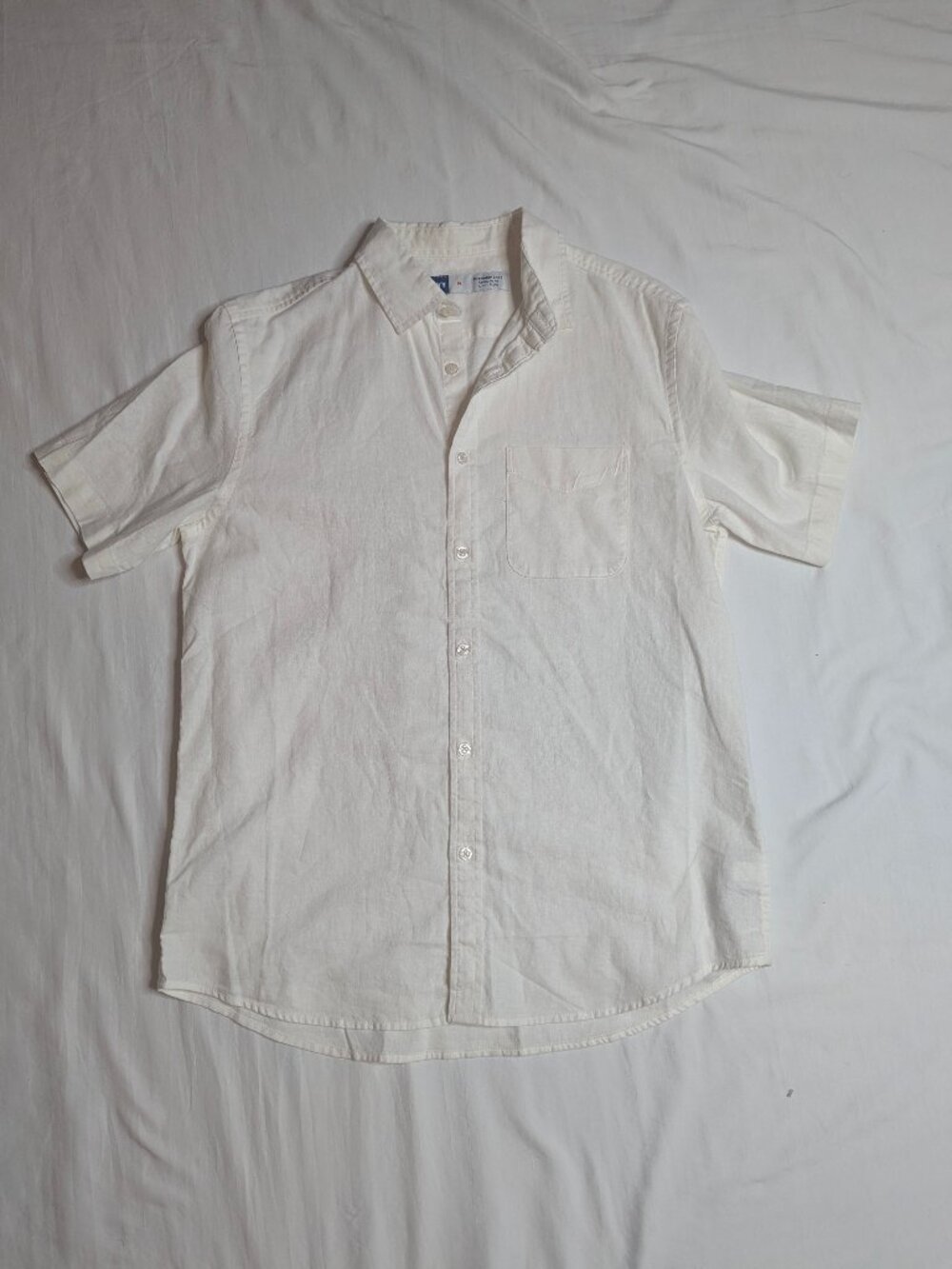 Old Navy Mens White Short Sleeved Button Down Everyday Shirt, Size Medium NWT